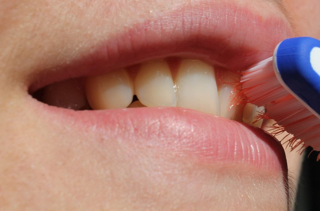 Tipps für die richtige Zahnpflege auf der-zahn-blog.de